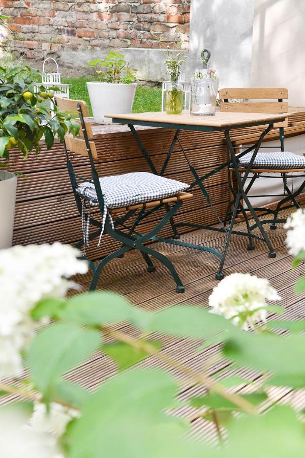 Jethon Studio-Appartement Im Gruenen Bernburg Εξωτερικό φωτογραφία